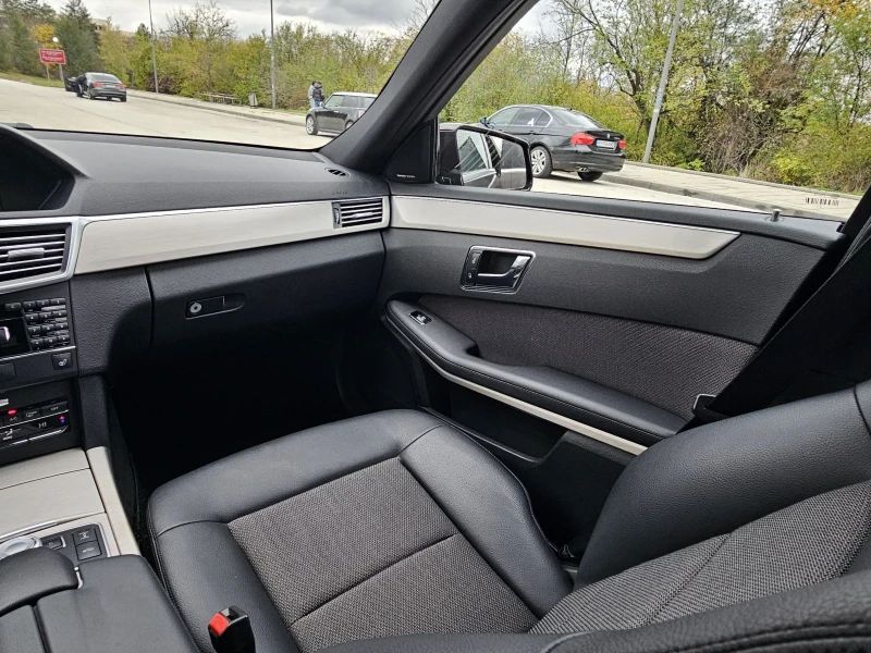 Mercedes-Benz E 350 AMG , Air Маtic, 4Matic, 265к.с, снимка 12 - Автомобили и джипове - 52316366