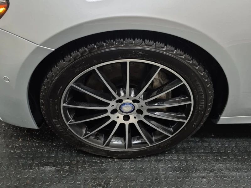 Mercedes-Benz E 350 * CARFAX * ЦЕНА ДО БГ, снимка 17 - Автомобили и джипове - 52791518