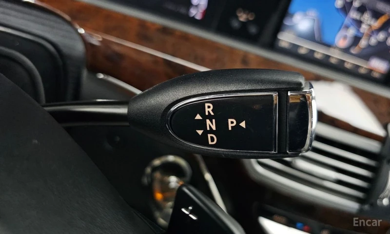 Mercedes-Benz S 500, снимка 9 - Автомобили и джипове - 52908645