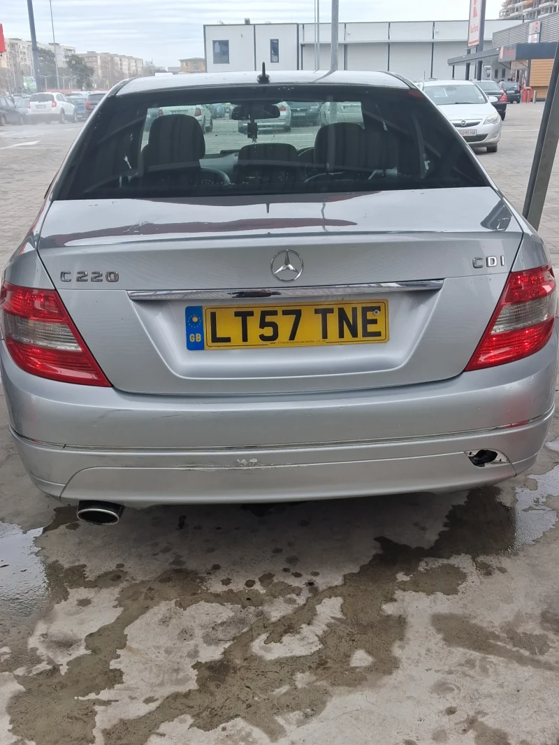 Mercedes-Benz C 220, снимка 12 - Автомобили и джипове - 53061248