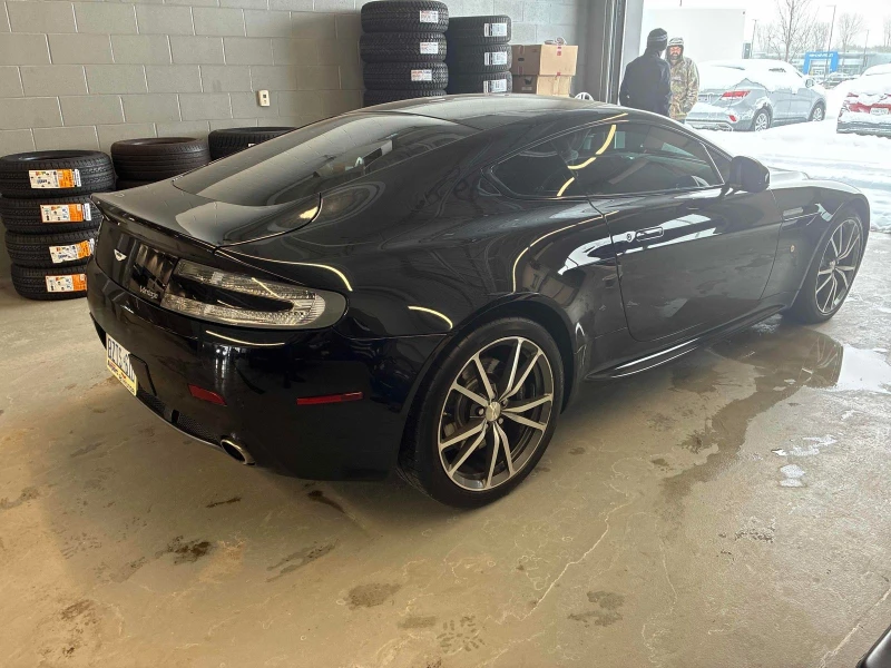 Aston Martin V8 Vantage  С РЕГИСТРАЦИЯ & АВТО КРЕДИТ , снимка 5 - Автомобили и джипове - 53381963