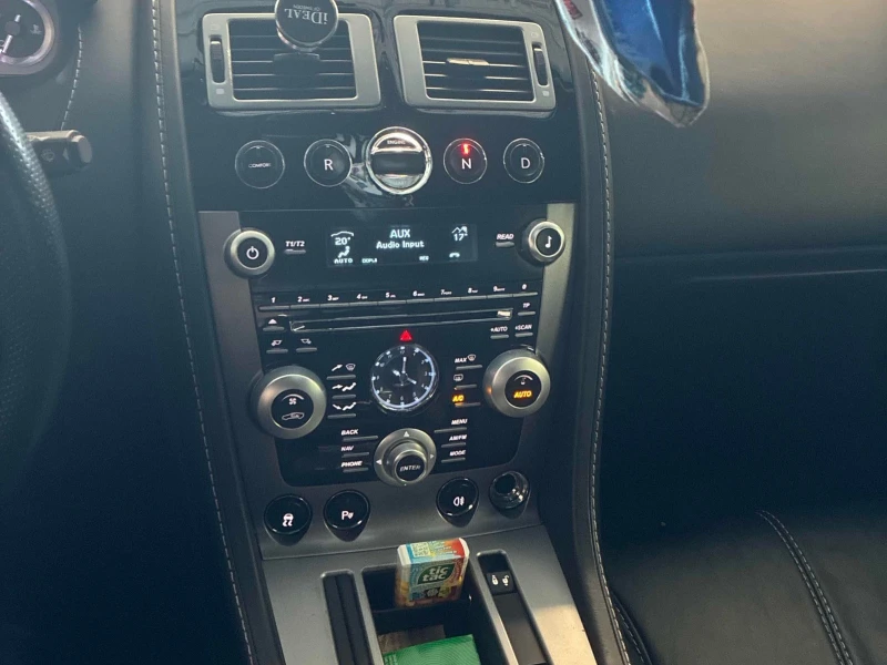 Aston Martin V8 Vantage  С РЕГИСТРАЦИЯ & АВТО КРЕДИТ , снимка 8 - Автомобили и джипове - 53381963