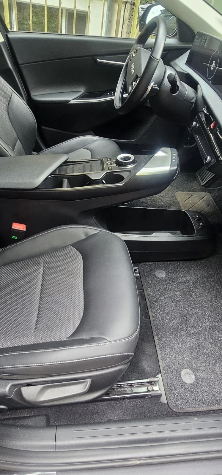 Kia EV6 Тестов!! 168 KW RWD Long Range, снимка 13 - Автомобили и джипове - 55290867