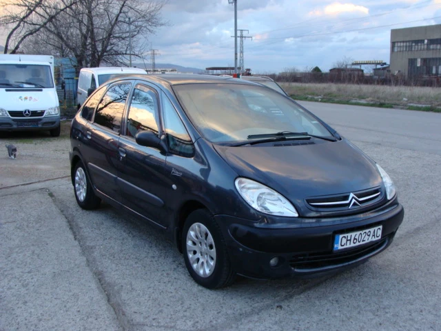 Citroen Xsara picasso 2.0, снимка 2 - Автомобили и джипове - 53622775