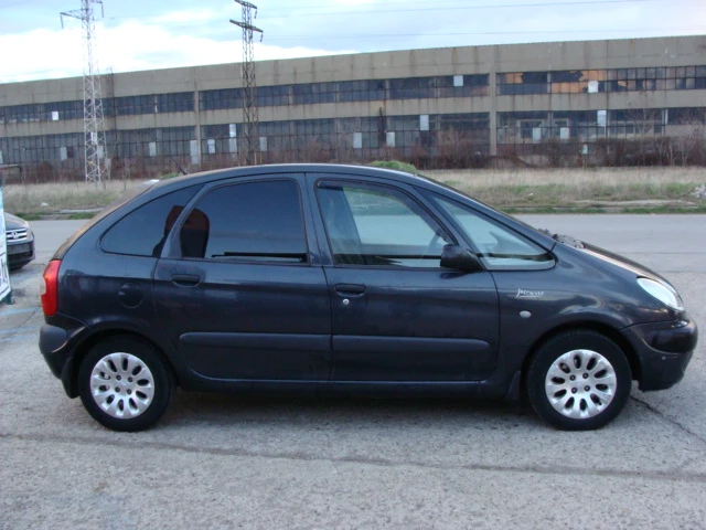 Citroen Xsara picasso 2.0, снимка 3 - Автомобили и джипове - 53622775