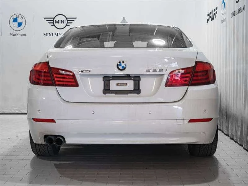 BMW 528 * 528i xDrive Premium Package BMW Apps Navigation , снимка 4 - Автомобили и джипове - 54919050