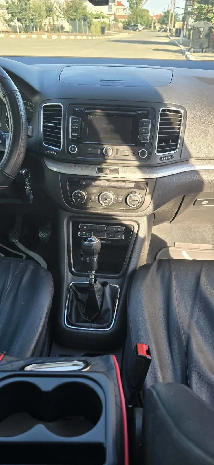 VW Sharan, снимка 4 - Автомобили и джипове - 55954757