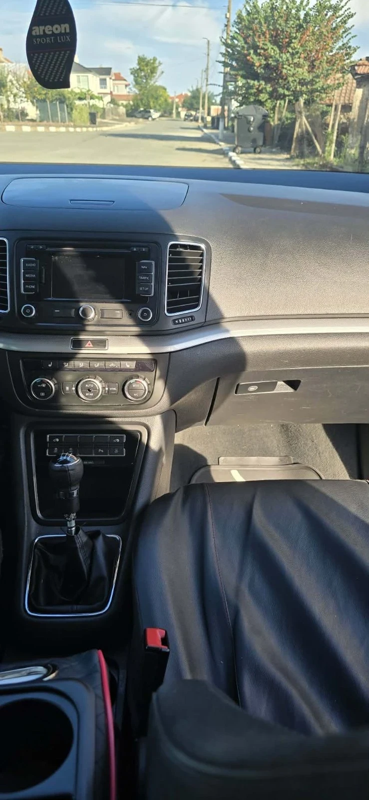 VW Sharan, снимка 5 - Автомобили и джипове - 55954757