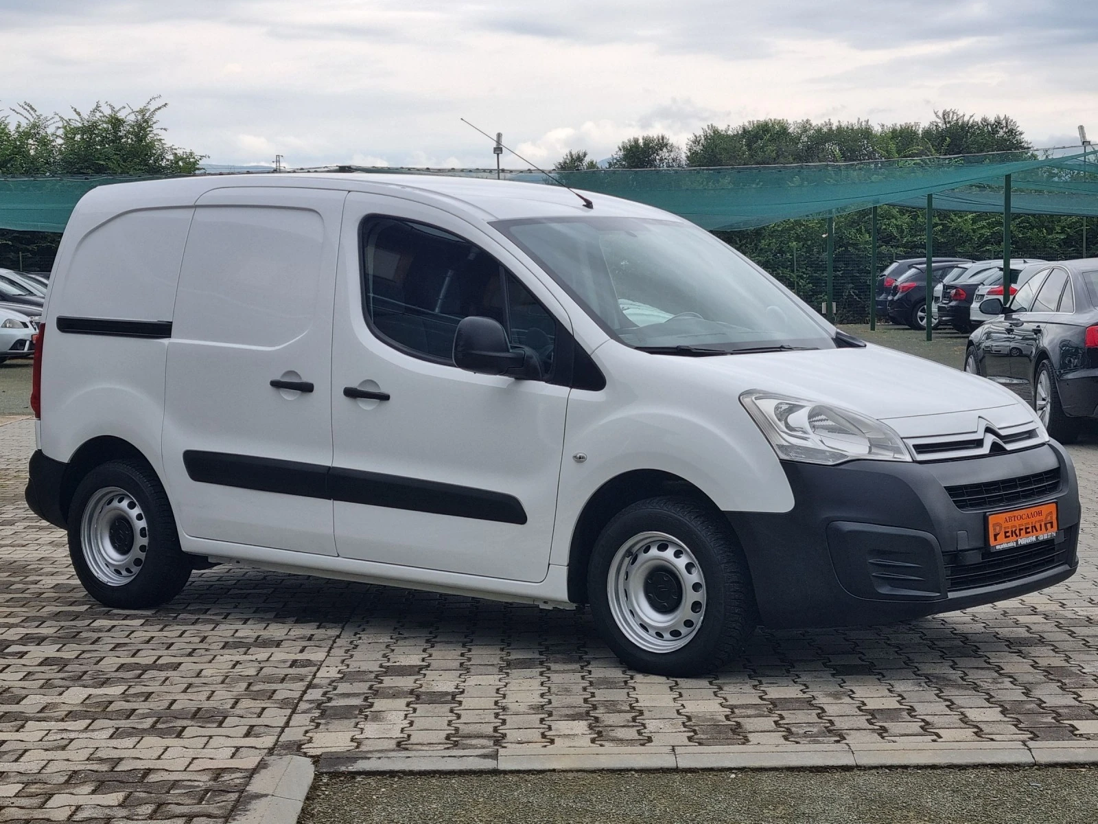 Citroen Berlingo 1.6hdi 90к.с. - изображение 6