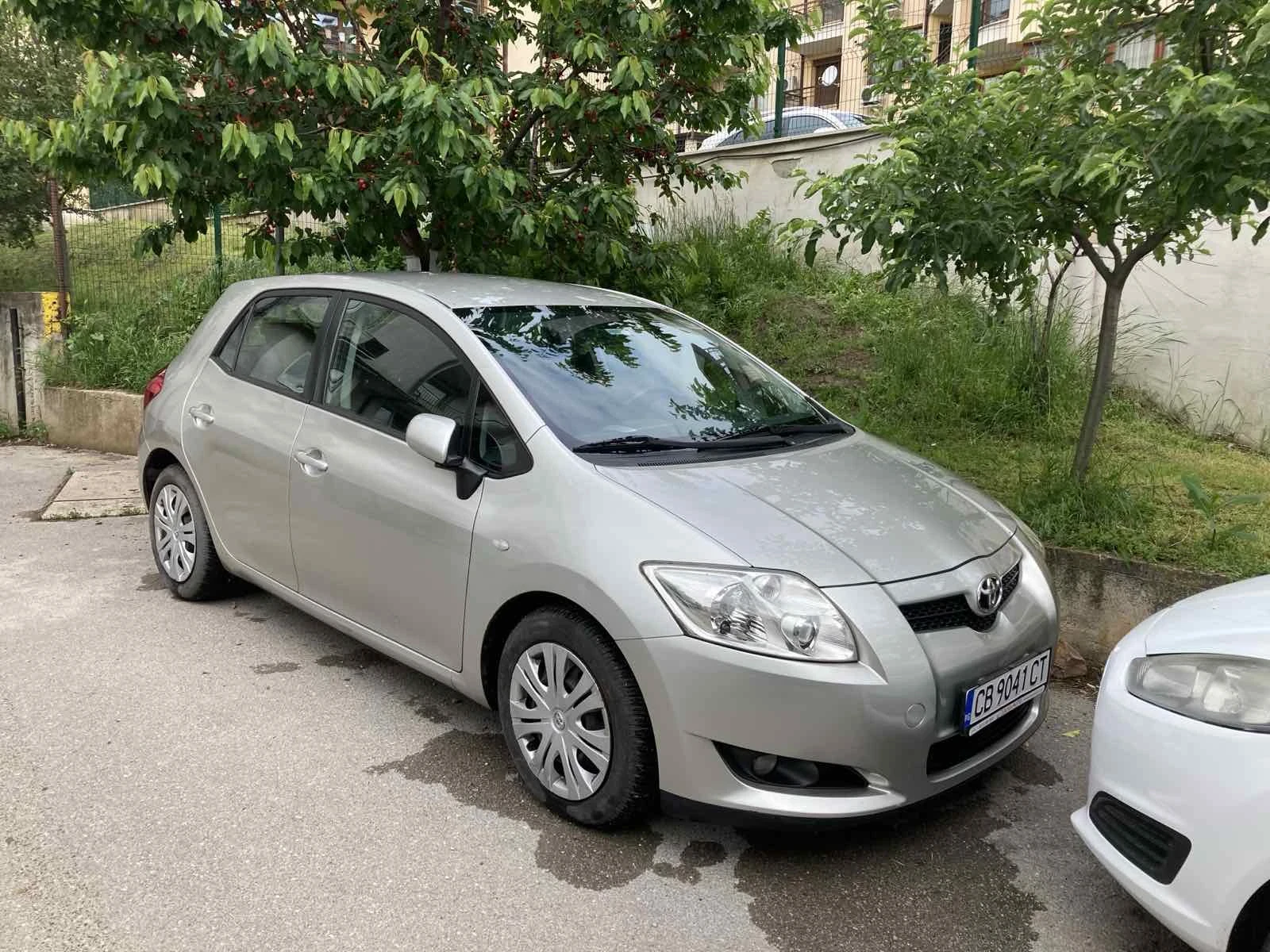 Toyota Auris  - изображение 4