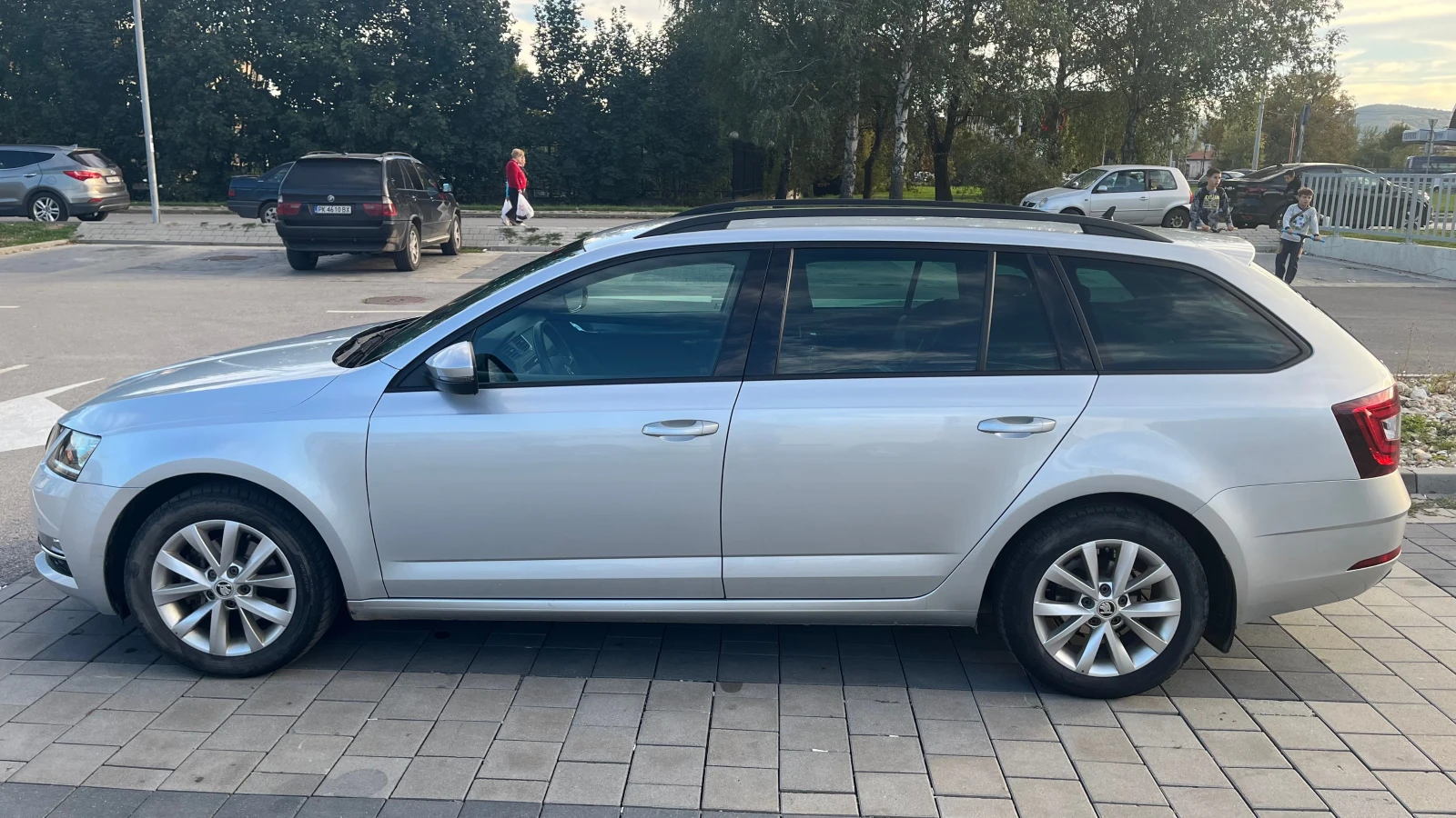 Skoda Octavia 1.5 G -TEC /заводски метан/в Гаранция/ - изображение 5