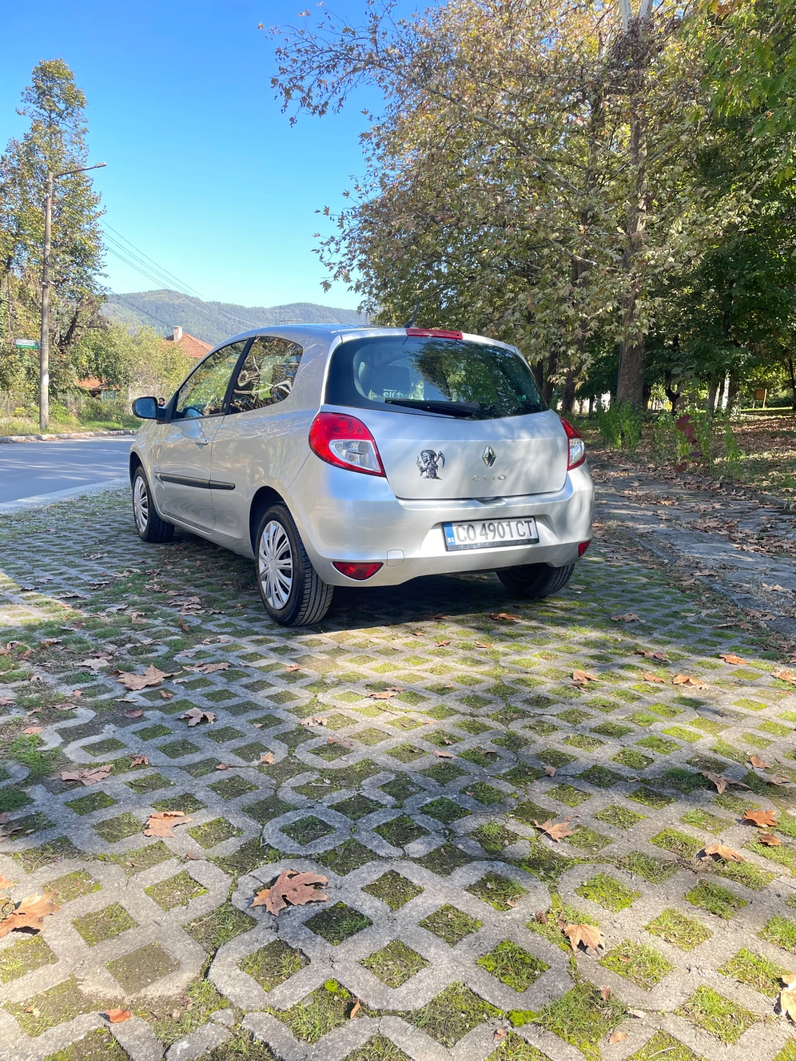 Renault Clio 1.2 - изображение 2