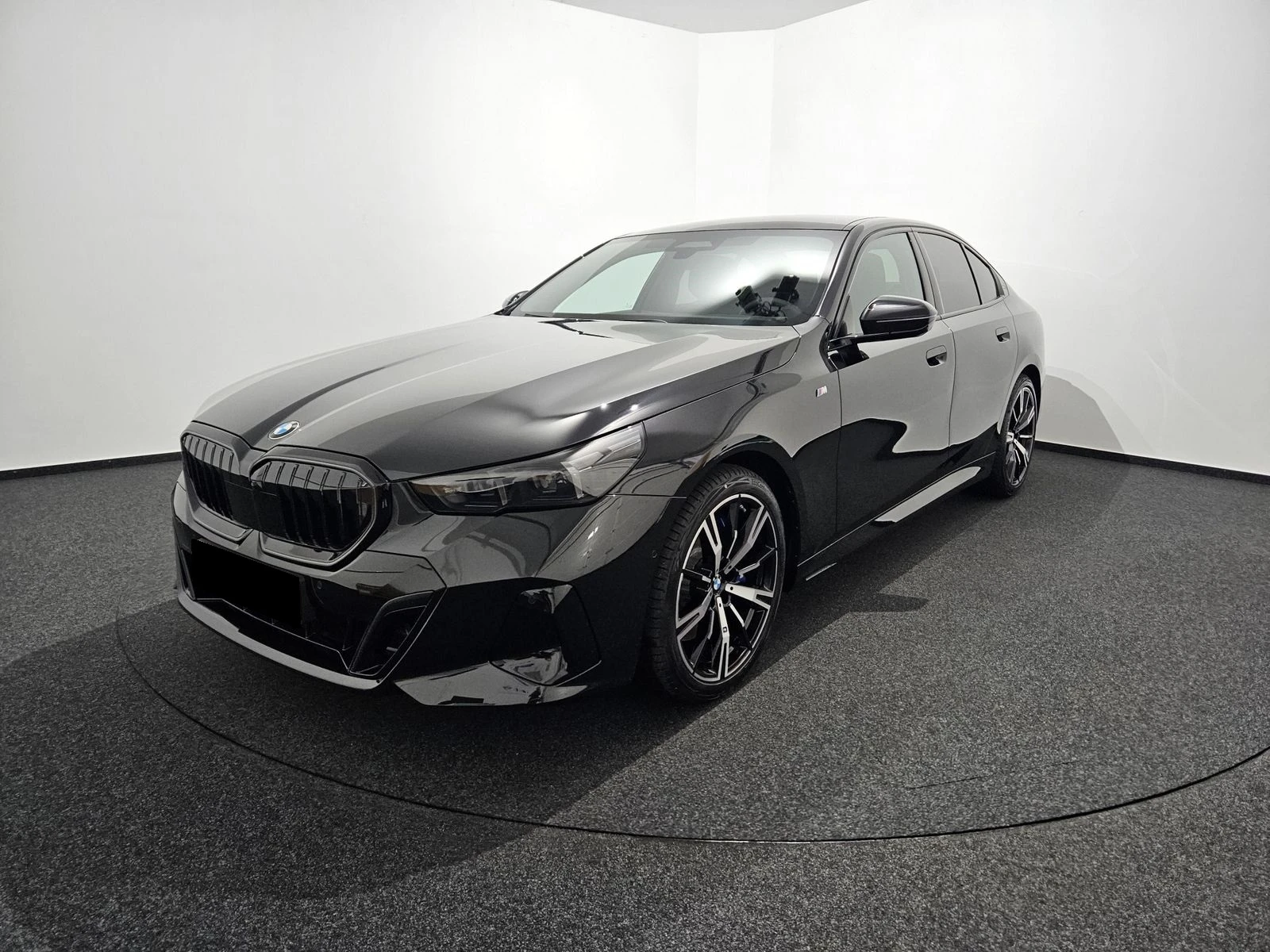 BMW 540 d* xDRIVE* M SPORT* H&K* HEAD-UP* PANO* 360 CAM | Mobile.bg — изображение 1