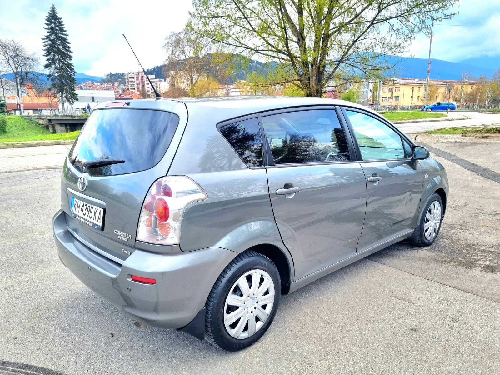 Toyota Corolla verso  - изображение 4
