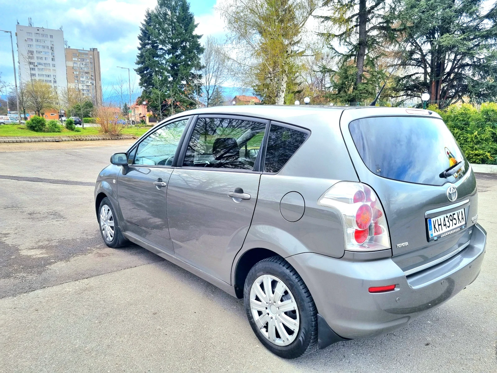 Toyota Corolla verso  - изображение 3