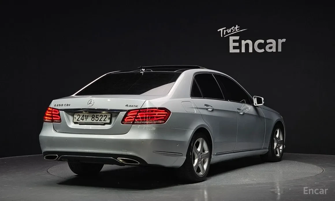 Mercedes-Benz E 250 E-Class W212 E250 CDI 4MATIC - изображение 2