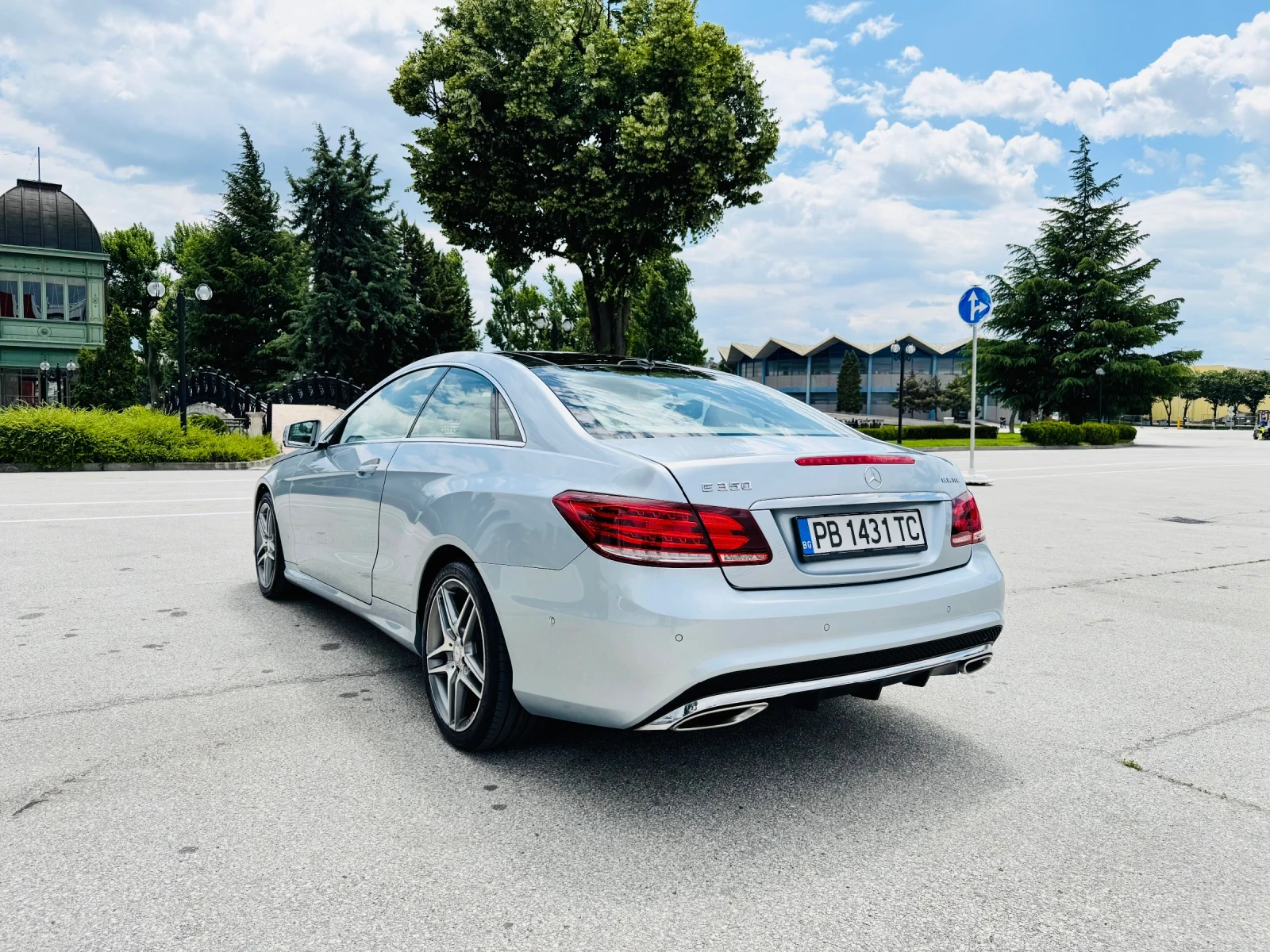 Mercedes-Benz E 350  - изображение 5