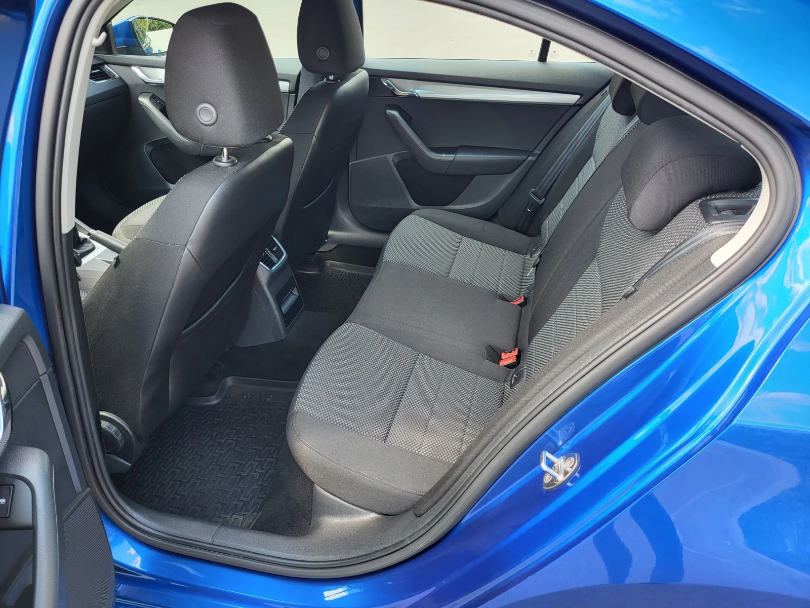 Skoda Octavia 1.6TDI - изображение 5