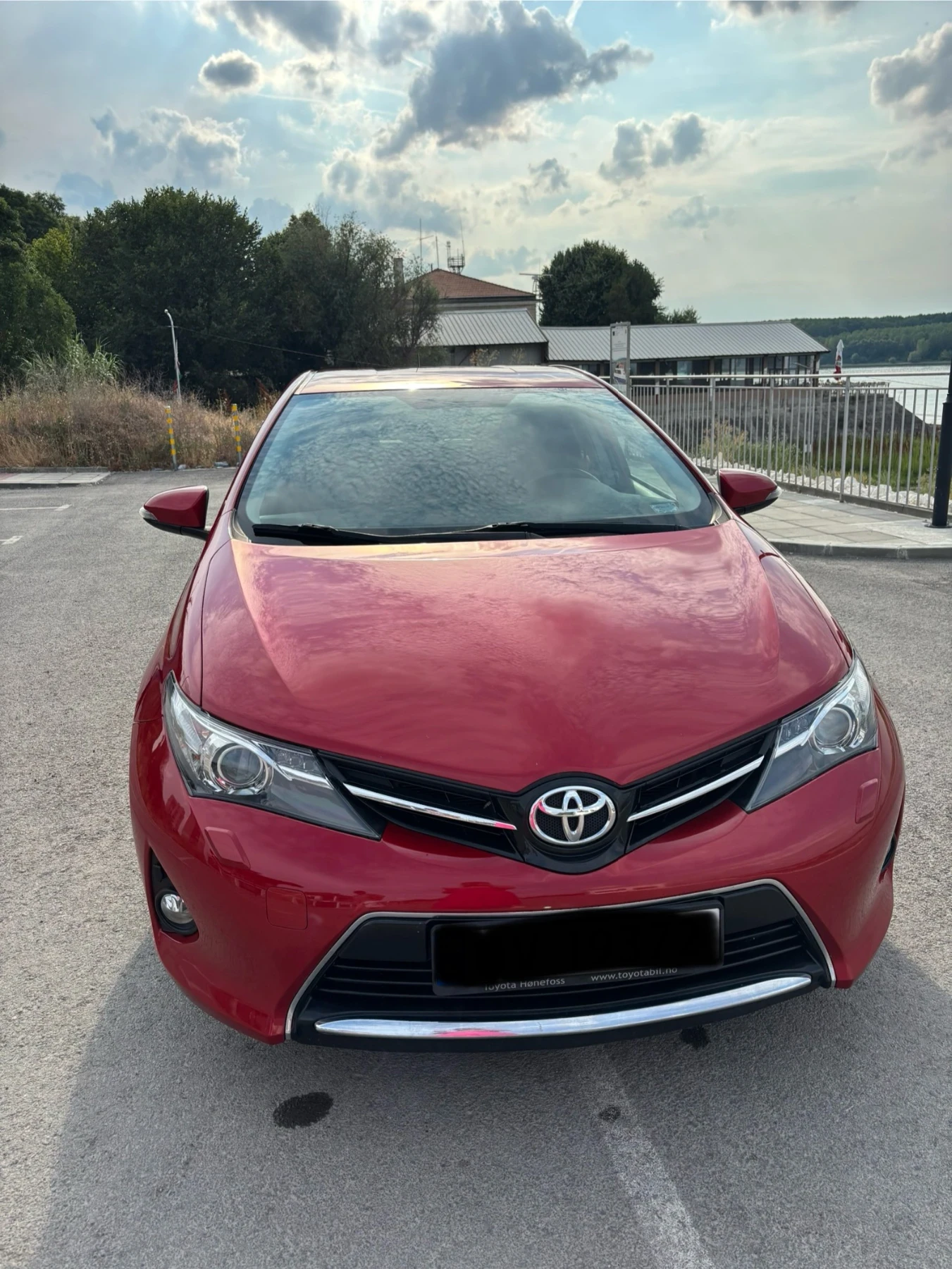 Toyota Auris  - изображение 4
