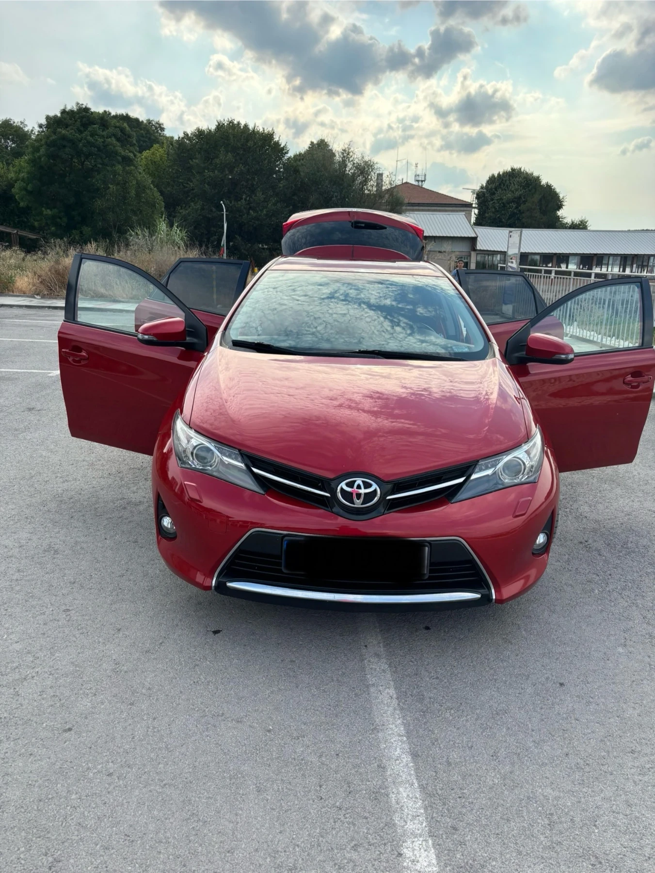 Toyota Auris  - изображение 7