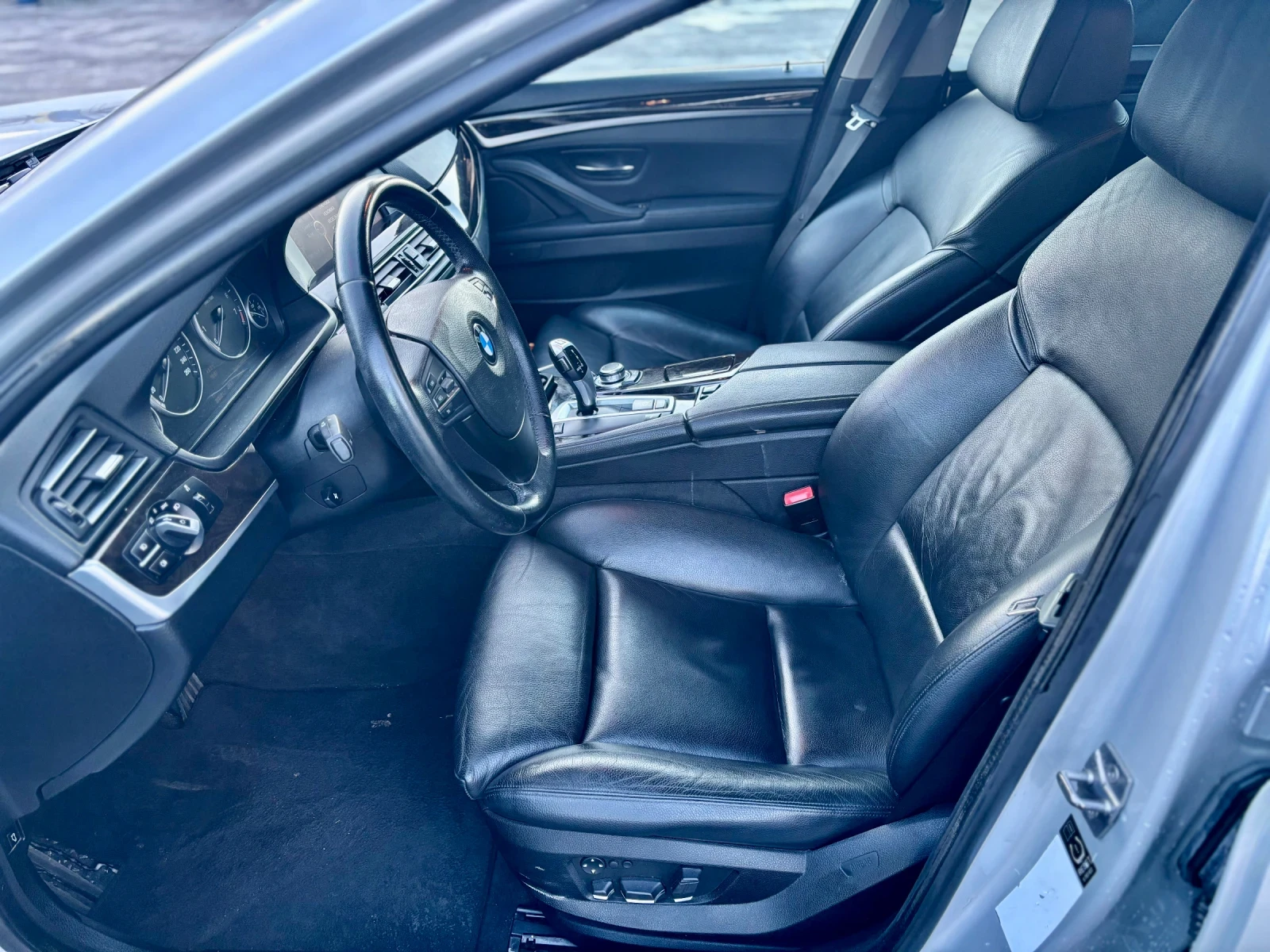 BMW 528 2.8i SPORT - изображение 6