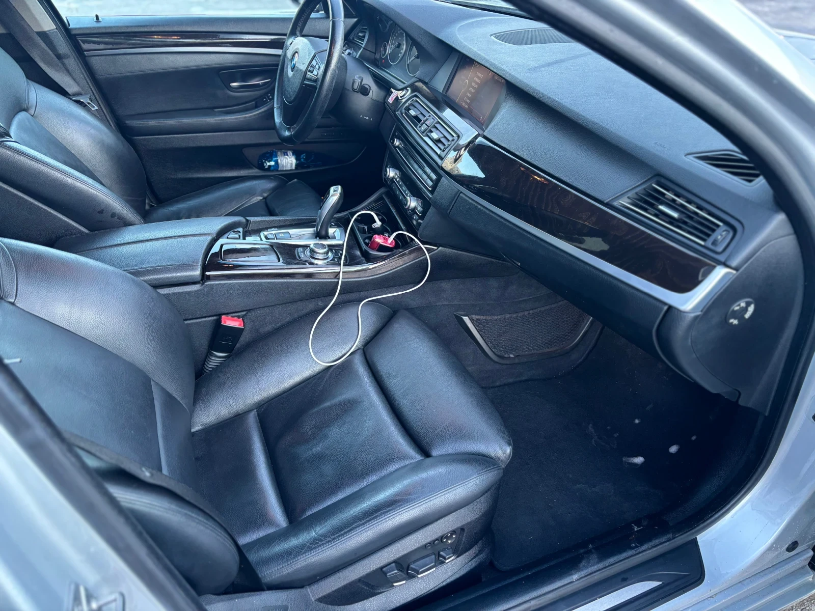 BMW 528 2.8i SPORT - изображение 8