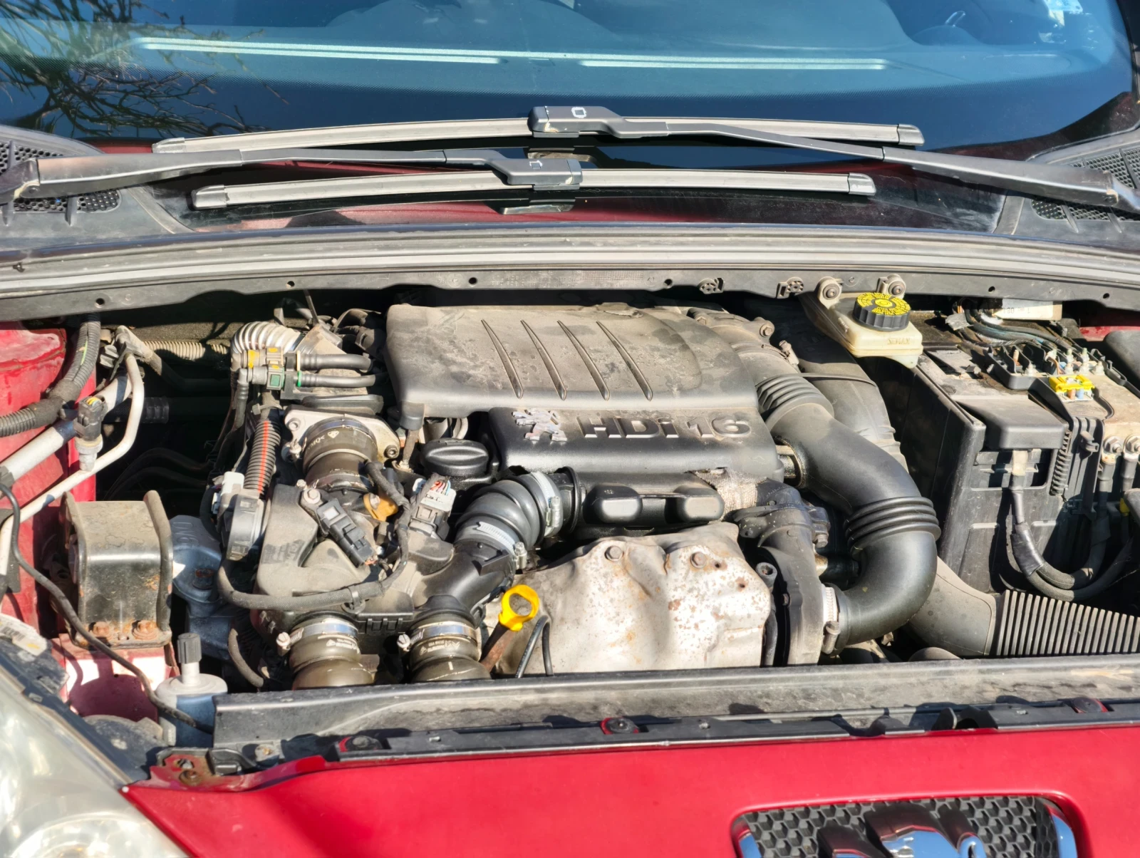 Peugeot 308 1.6 hdi, снимка 14 - Автомобили и джипове - 53849991