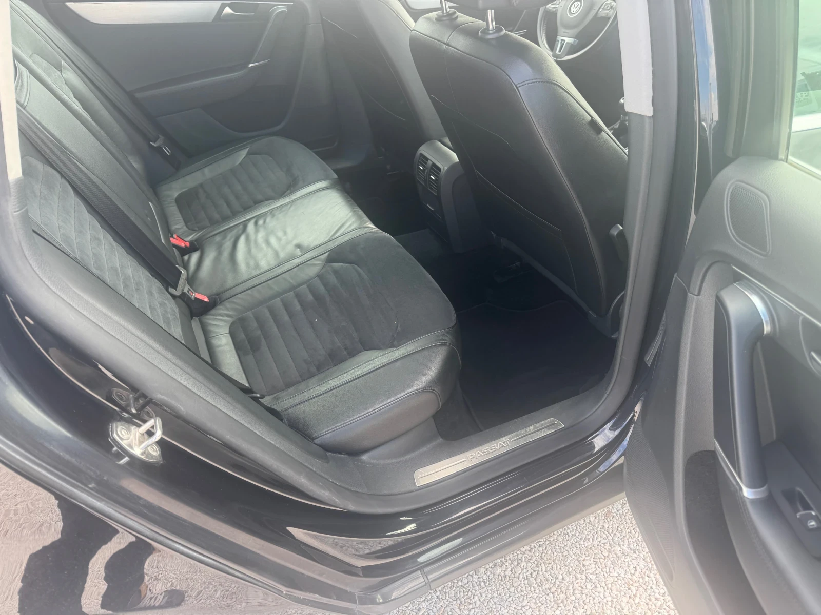 VW Passat 2.0TDI, снимка 5 - Автомобили и джипове - 53946275