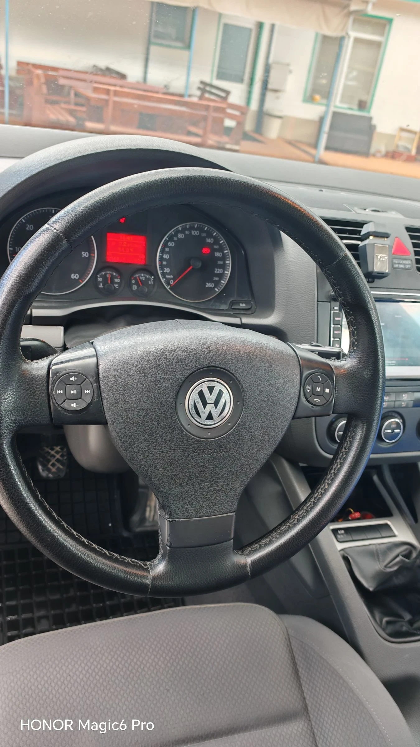 VW Golf, снимка 12 - Автомобили и джипове - 54348089