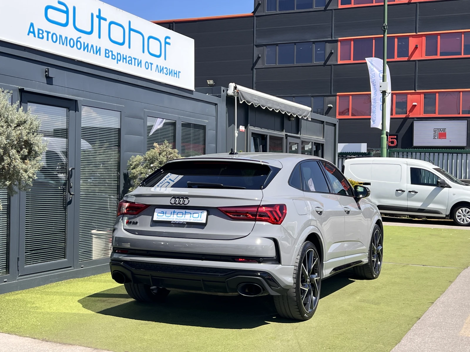 Audi RSQ3 Sportback/2.5TFSI/400k.c./7АТ/QUATTRO/ГАРАНЦИЯ, снимка 4 - Автомобили и джипове - 54428778