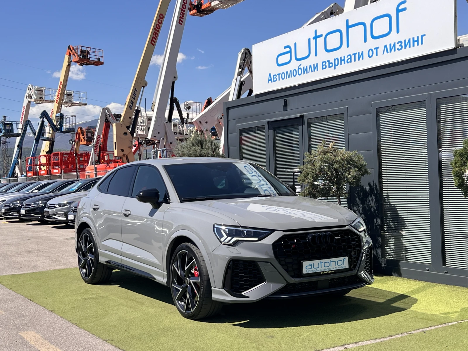 Audi RSQ3 Sportback/2.5TFSI/400k.c./7АТ/QUATTRO/ГАРАНЦИЯ, снимка 6 - Автомобили и джипове - 54428778