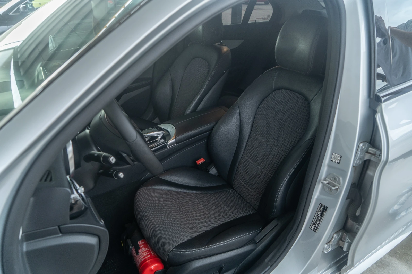 Mercedes-Benz C 220 D = 2014 = TOP = ГАРАНЦИЯ = ЛИЗИНГ, снимка 9 - Автомобили и джипове - 54894828