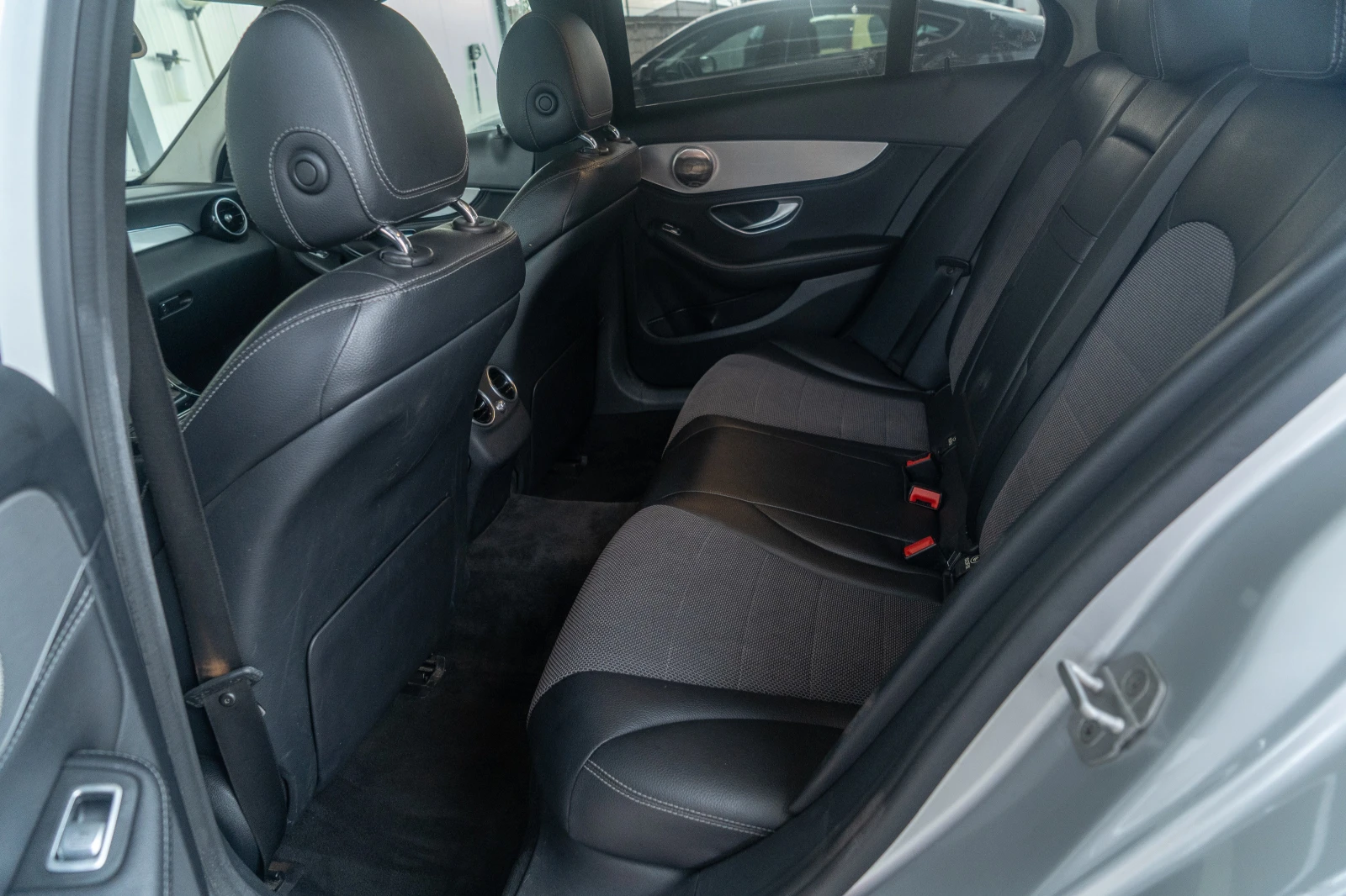 Mercedes-Benz C 220 D = 2014 = TOP = ГАРАНЦИЯ = ЛИЗИНГ, снимка 10 - Автомобили и джипове - 54894828