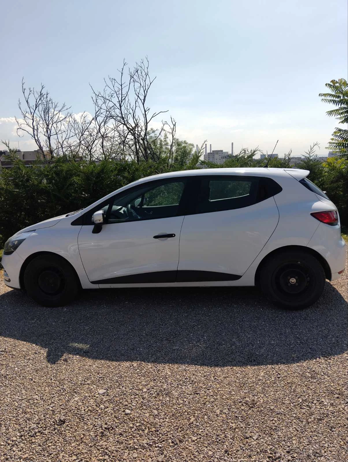 Renault Clio 1.5dCi, снимка 3 - Автомобили и джипове - 55083757