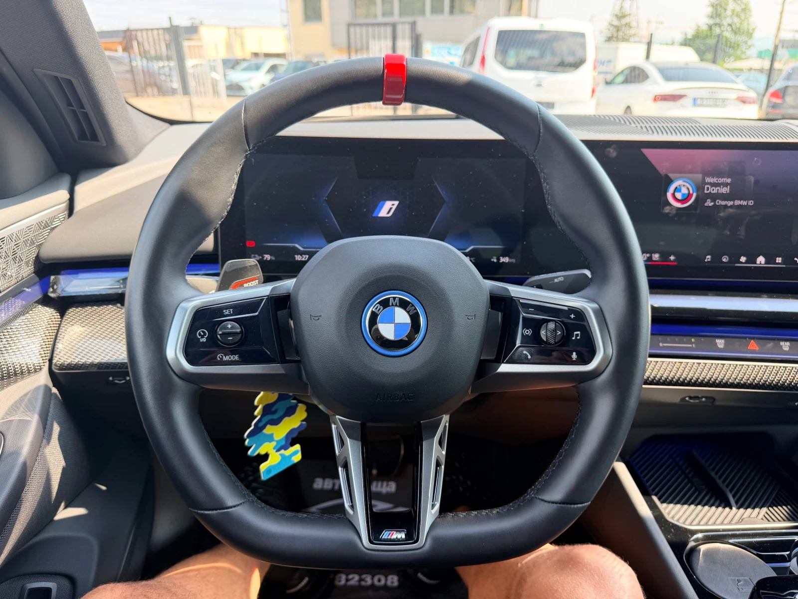 BMW i5 eDrive40 M-SPORT PRO INDIVIDUAL ГАРАНЦИЯ, снимка 11 - Автомобили и джипове - 55112901