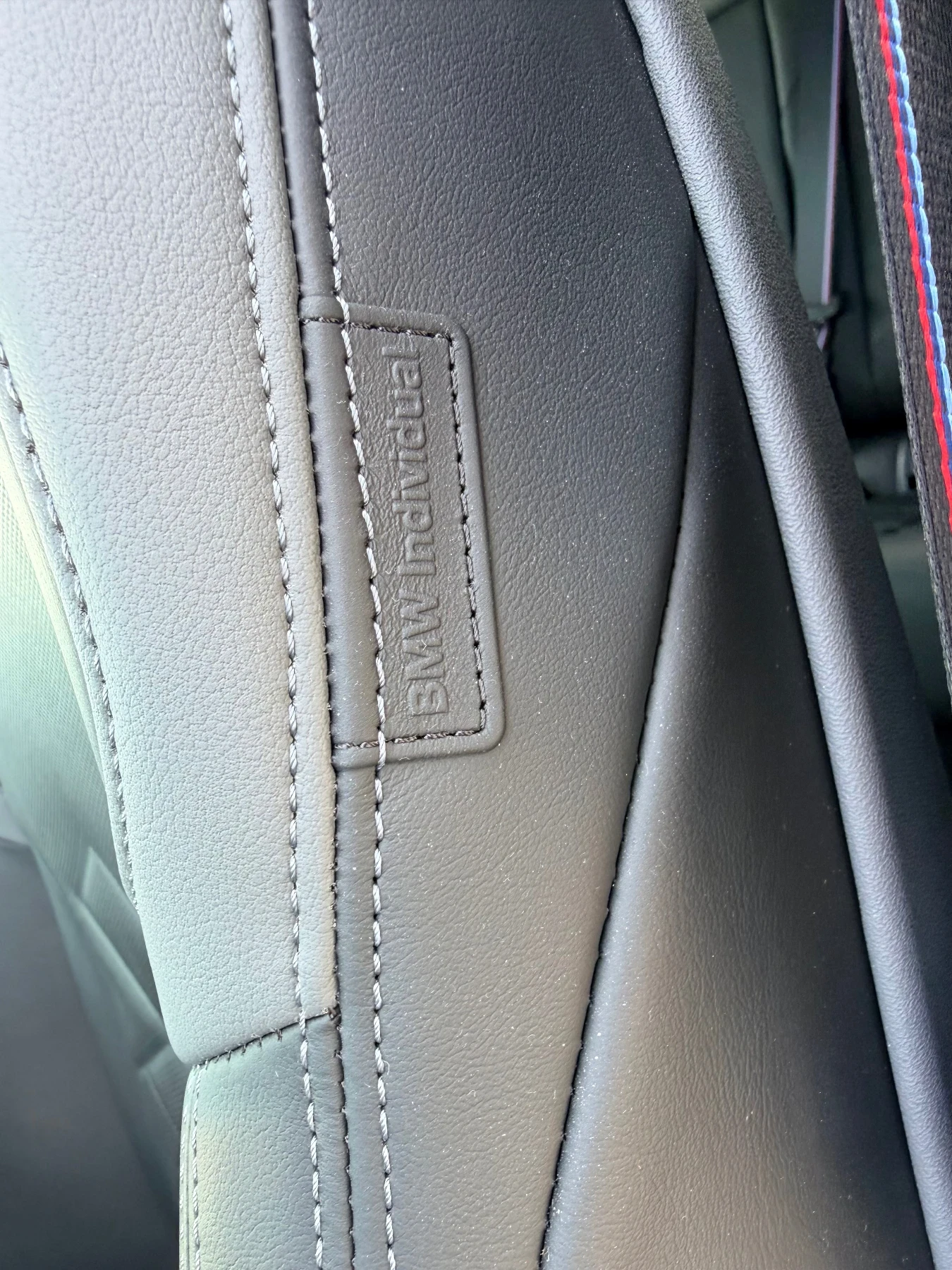 BMW i5 eDrive40 M-SPORT PRO INDIVIDUAL ГАРАНЦИЯ, снимка 15 - Автомобили и джипове - 55112901