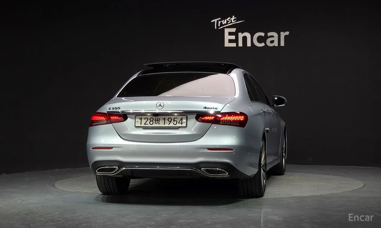 Mercedes-Benz E 350 AMG* LINE* 4MATIC* BURMESTER* ���������* �����* 36 | Mobile.bg � ����������� 4