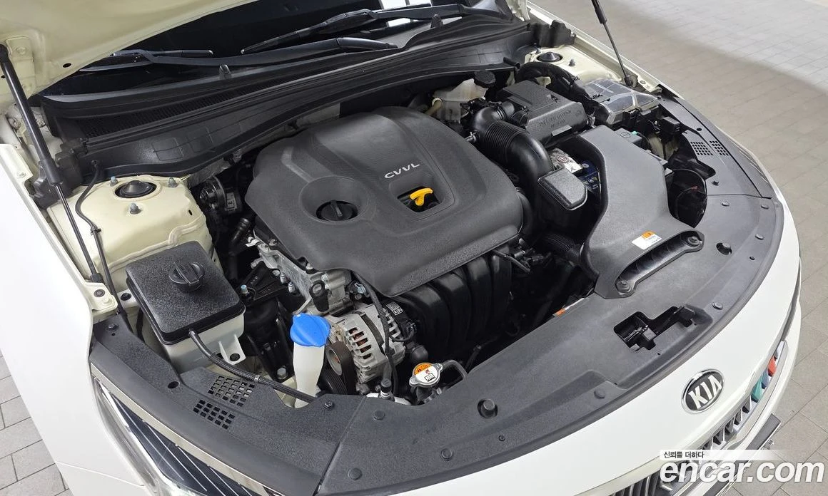 Kia K5 2.0 Luxury, снимка 6 - Автомобили и джипове - 55669079