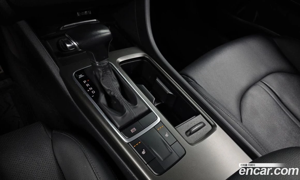Kia K5 2.0 Luxury, снимка 12 - Автомобили и джипове - 55669079