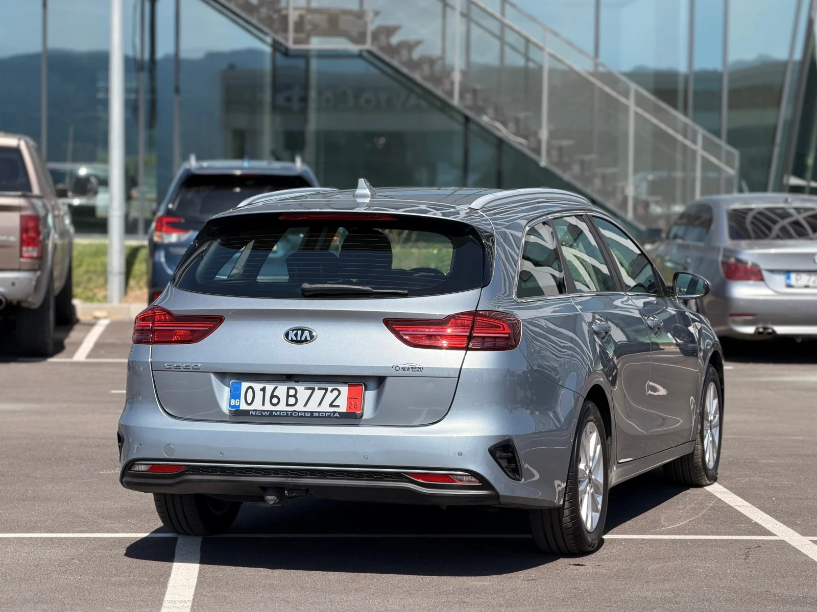 Kia Ceed 1.6CRDi-Vision-Лизинг през Уникредит по 150евро, снимка 6 - Автомобили и джипове - 55722295