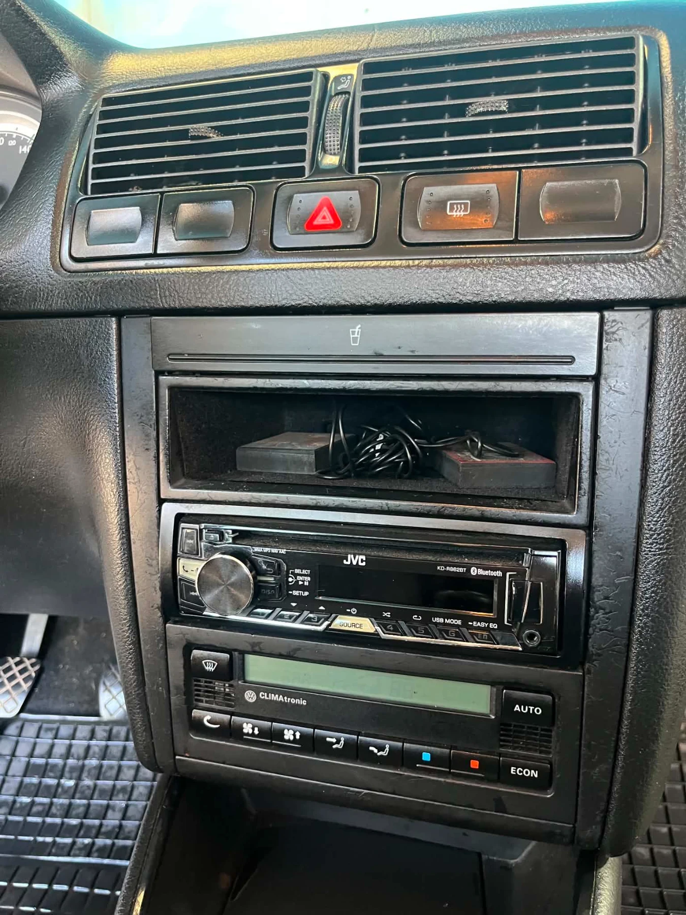 VW Golf, снимка 11 - Автомобили и джипове - 55740015