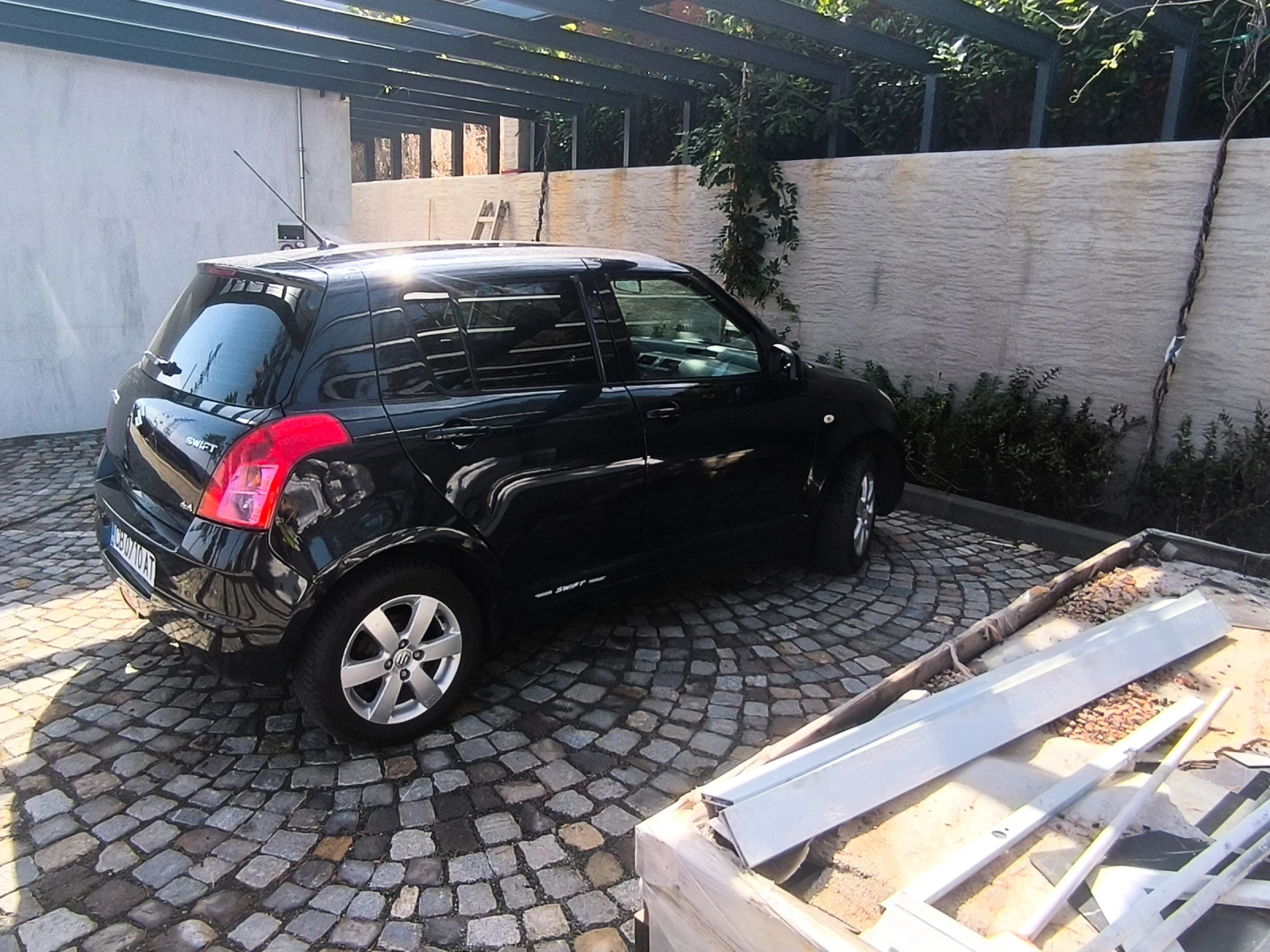 Suzuki Swift 1, 3 4X4 бензин, снимка 2 - Автомобили и джипове - 55940184