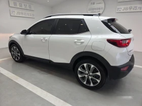 Kia Stonic Diesel 1.6 Prestige * НАЙ-ДОБРА ЦЕНА В БЪЛГАРИЯ* , снимка 4