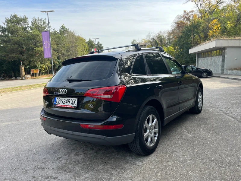 Audi Q5 Facelift* Панорама* Автомат* Нави, снимка 7 - Автомобили и джипове - 47468836