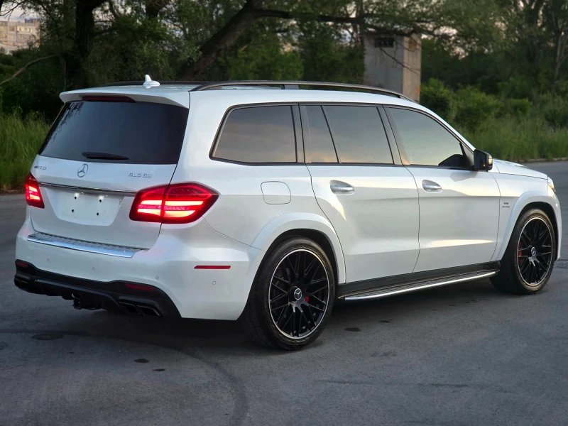 Mercedes-Benz GLS 63 AMG Night Package, снимка 3 - Автомобили и джипове - 50387382