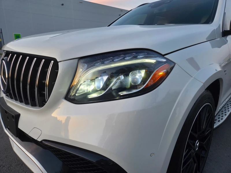 Mercedes-Benz GLS 63 AMG Night Package, снимка 8 - Автомобили и джипове - 50387382