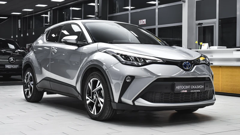 Toyota C-HR 2.0 Hybrid Club Automatic, снимка 5 - Автомобили и джипове - 50645601