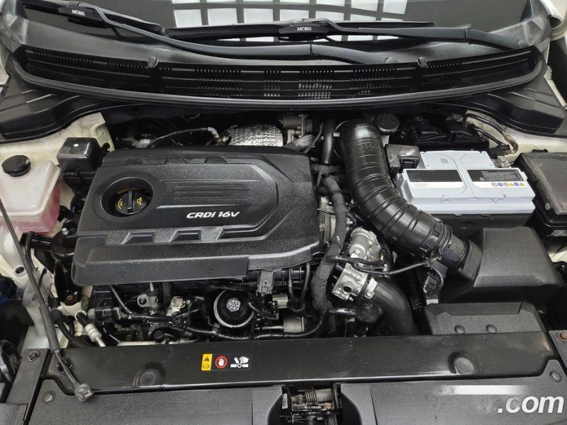 Kia Stonic Diesel 1.6 Prestige * НАЙ-ДОБРА ЦЕНА В БЪЛГАРИЯ* , снимка 11 - Автомобили и джипове - 52112029