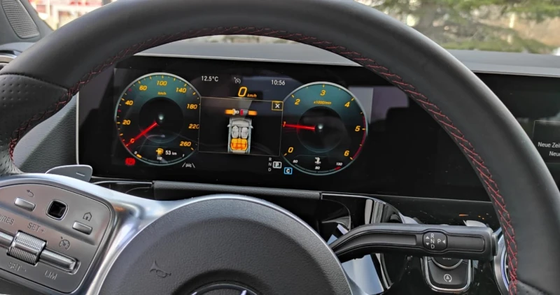 Mercedes-Benz GLA 200 AMG KEYLESS 360camera, снимка 8 - Автомобили и джипове - 53502626