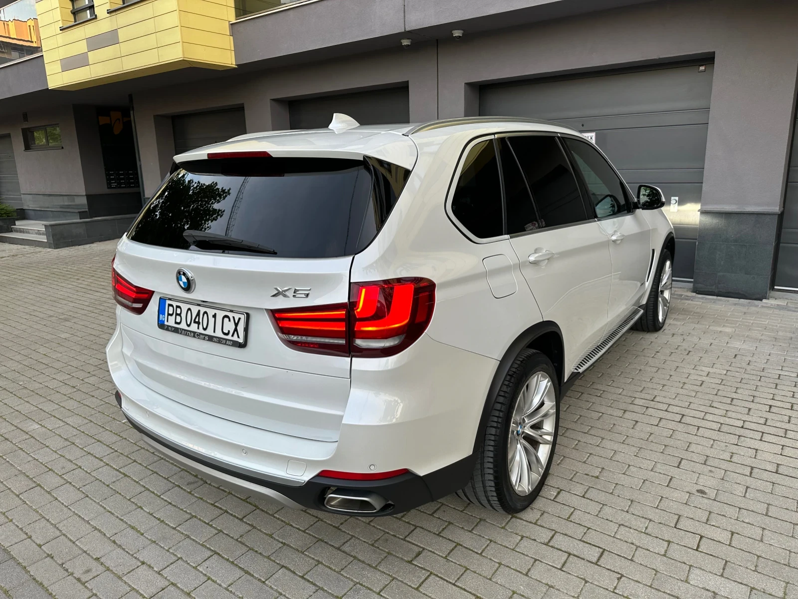 BMW X5 40d INDIVIDUAL B&O - изображение 7